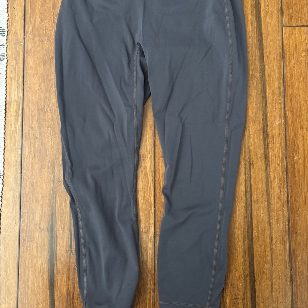 Women’s size 2-4 fabletic yoga pants